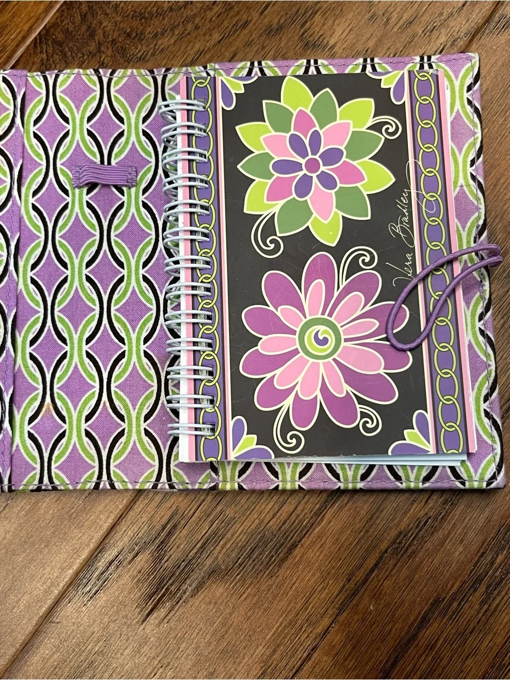 Vera Bradley compact vera